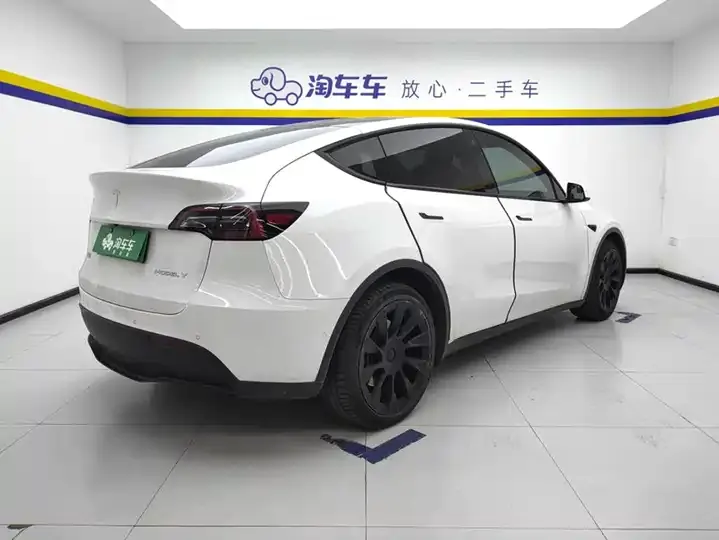 Model Y 2021 long-range all-wheel drive 3