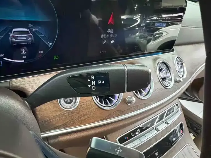 Mercedes Benz E-Class 2023 E 300 L Luxury Model 11