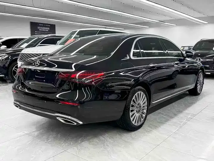 Mercedes Benz E-Class 2023 E 300 L Luxury Model 6
