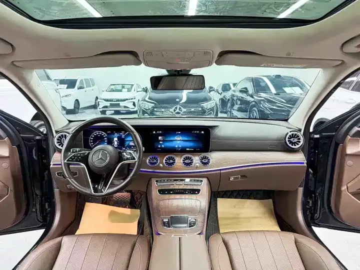 Mercedes Benz E-Class 2023 E 300 L Luxury Model 9