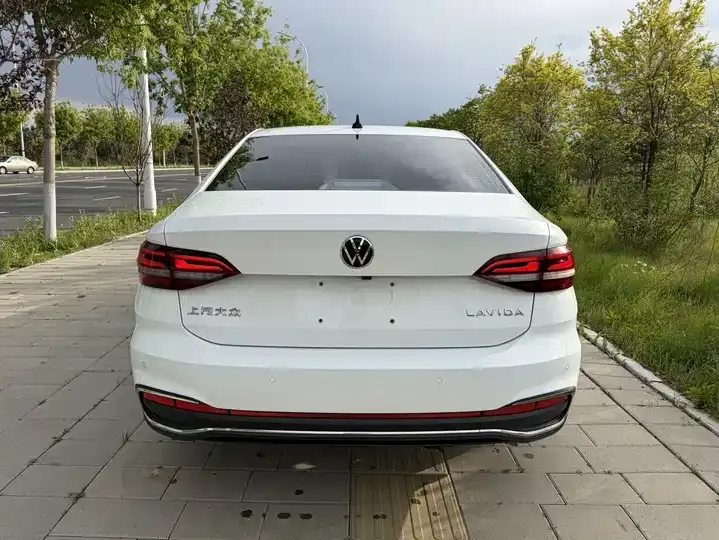 Langyi 2023 1.5L Auto Star 5 Million Edition 7