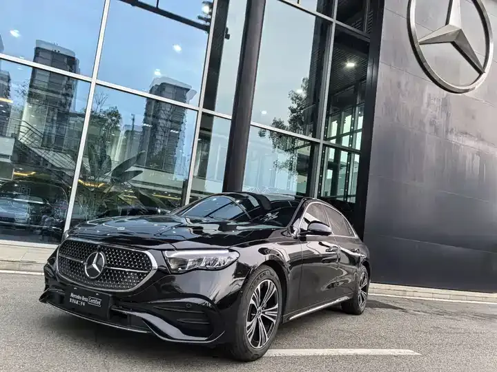 Mercedes Benz E-Class 2025 E 260 L Sports - View 1