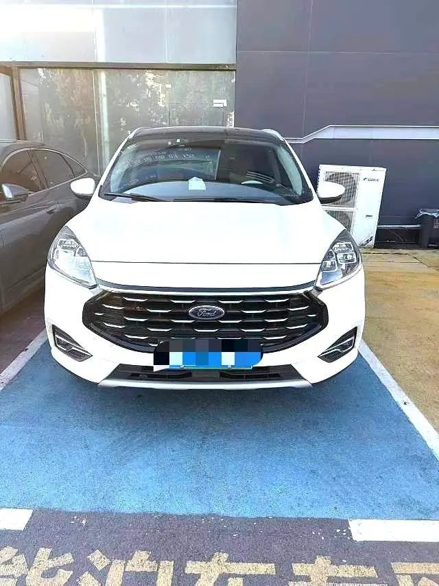 Ford 2020 sharp 2.0T EcoBoost 12250.00g drive leisurely automatic gear 2