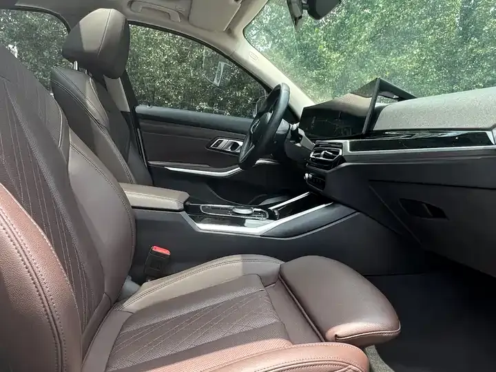BMW i3 2022 eDrive 35 L 7