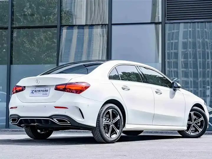 Mercedes Benz Class A 2025 A 200 L Fashion 7