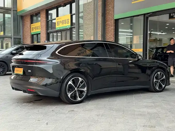 NIO ET5T 2024 75kWh Touring 7