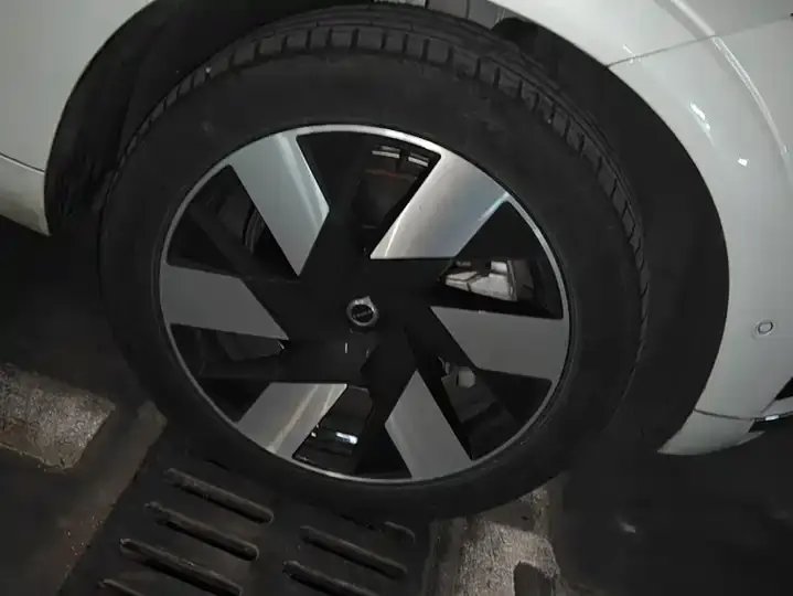 Volvo XC60 plug-in hybrid 2025 plug-in hybrid long endurance four-wheel drive Zhiyuan Deluxe Edition 6