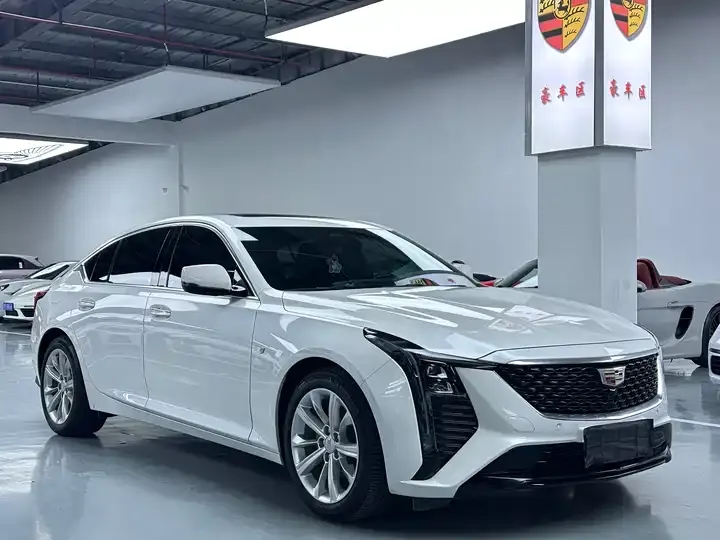 Cadillac CT5 2024 28T Luxury Pro 3