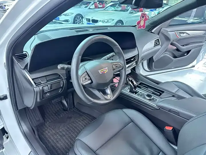 Cadillac CT5 2024 28T Luxury Pro 5