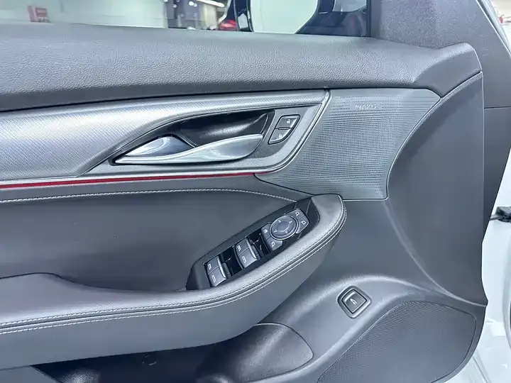 Cadillac CT5 2024 28T Luxury Pro 7