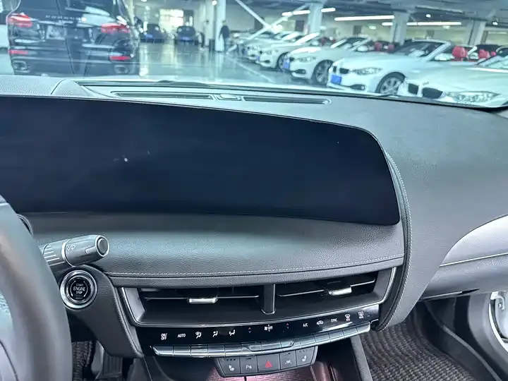 Cadillac CT5 2024 28T Luxury Pro 9