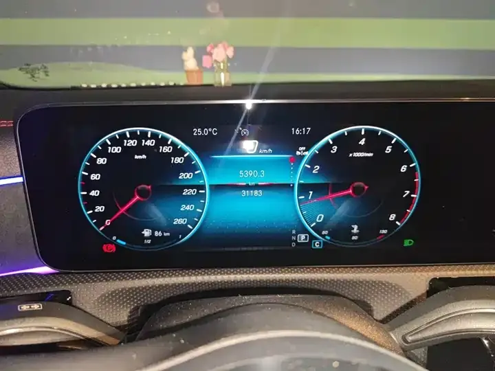 Mercedes Benz CLA (import) 2022 changed to CLA 200 12
