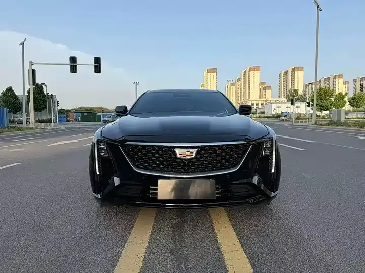 Cadillac CT5 2025 28T City Sports Edition 3