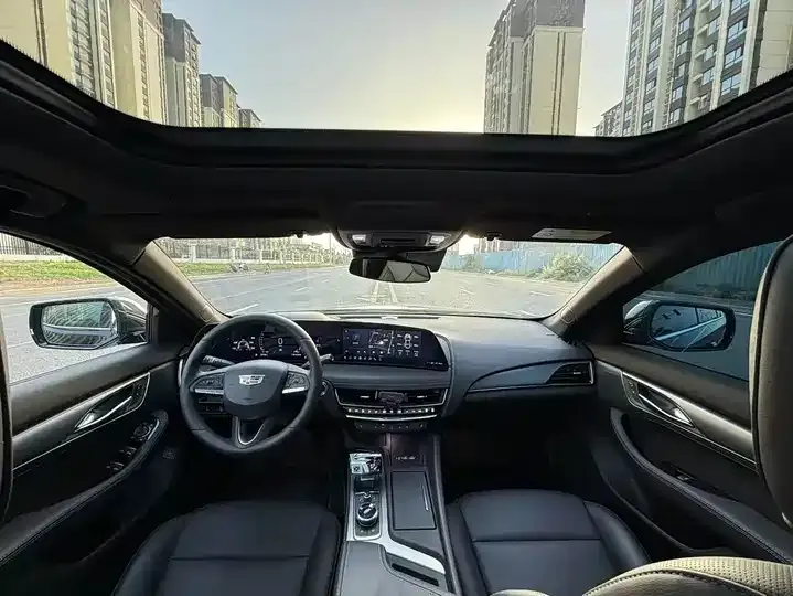 Cadillac CT5 2025 28T City Sports Edition 7