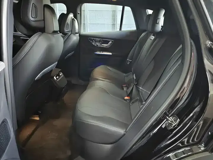 Mercedes Benz EQE SUV 2024 500 4MATIC Pioneer Edition 3