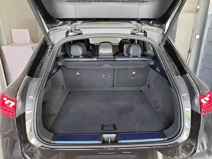 Mercedes Benz EQE SUV 2024 500 4MATIC Pioneer Edition 6