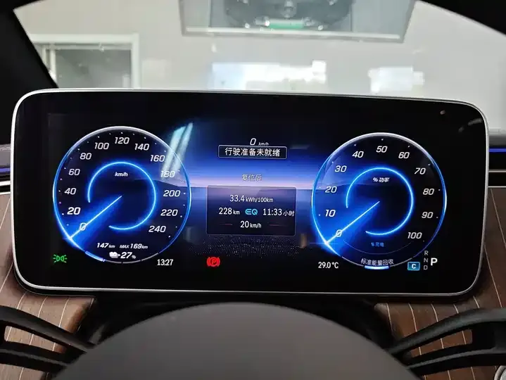 Mercedes Benz EQE SUV 2024 500 4MATIC Pioneer Edition 7