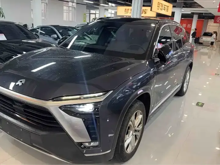 NIO ES8 2022 100kWh six-seat version - View 1
