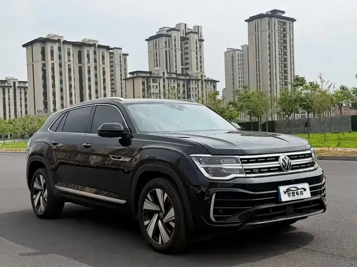 Touang 2024 Touang X 380TSI 4-wheel Drive Respect Deluxe Edition - View 1