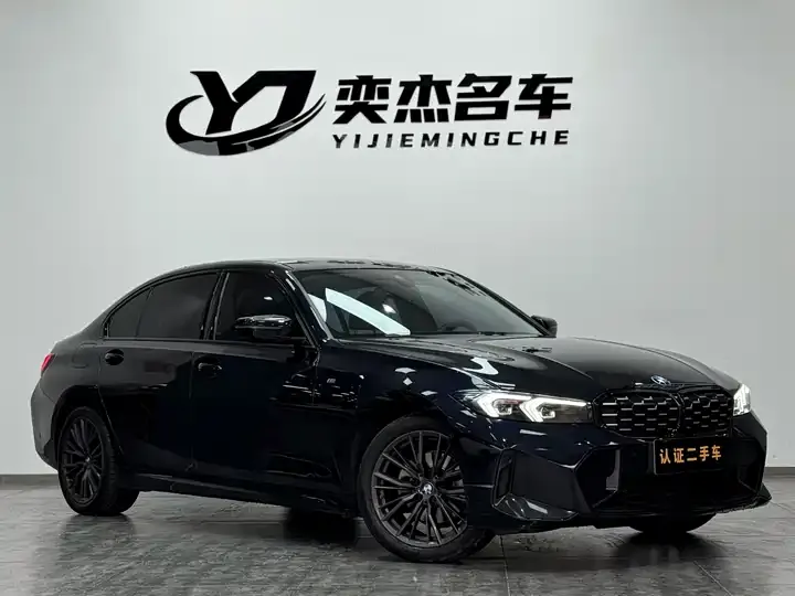 BMW 3 series 2023 325Li M sports obsidian night suit 3