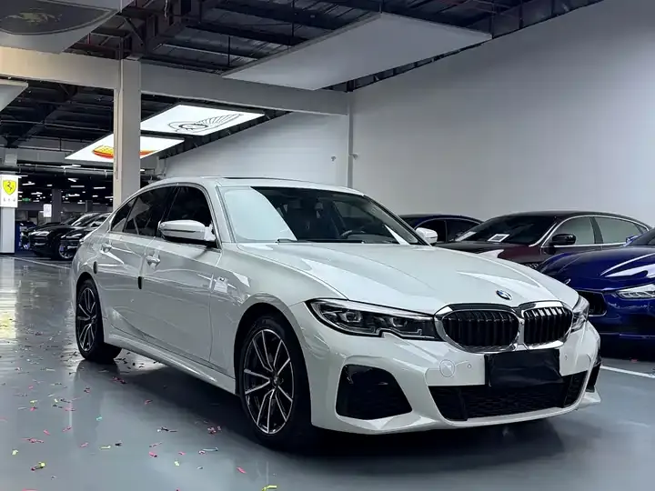 BMW 3 Series 2021 320Li M Sports Suit 3