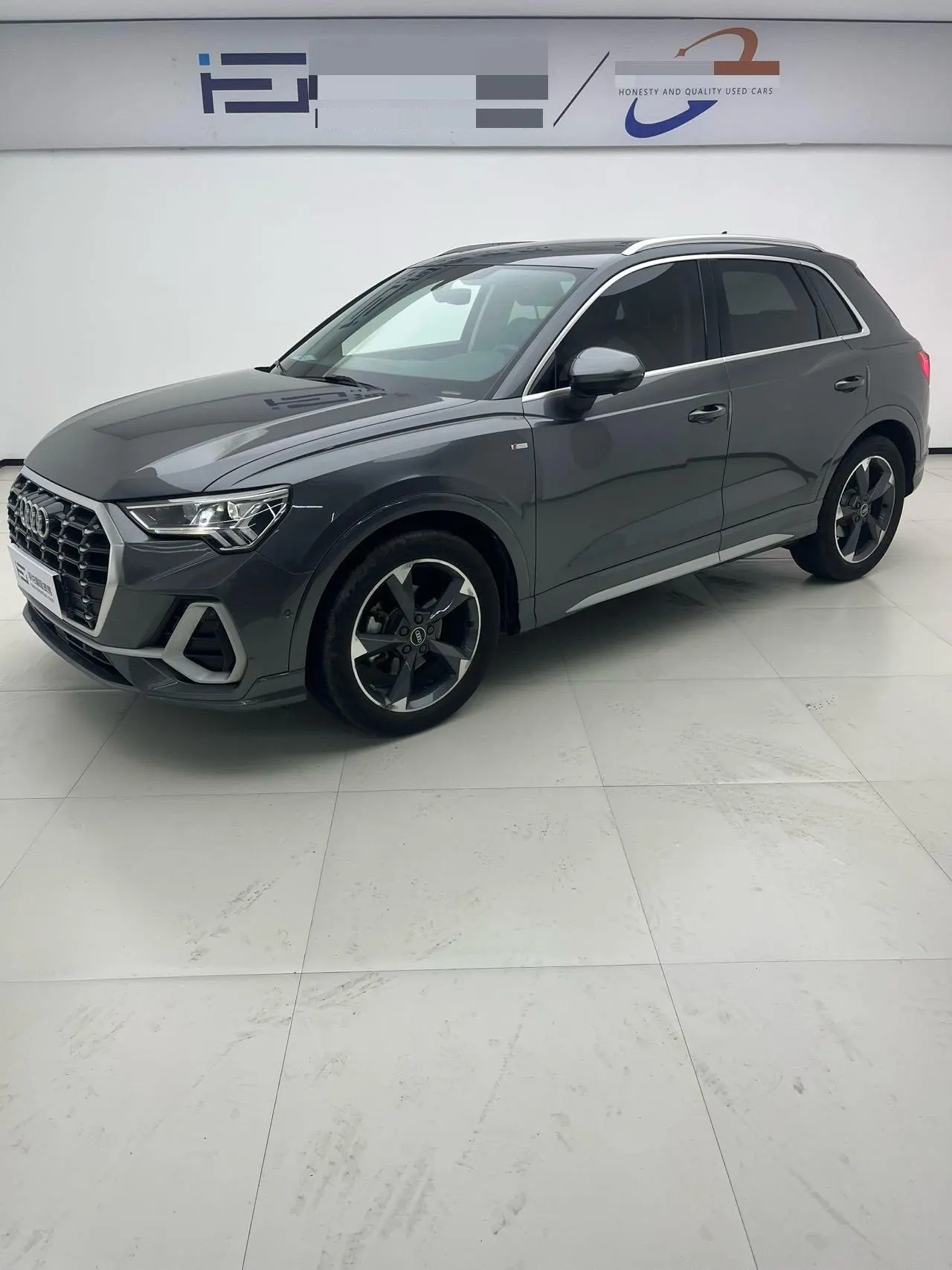 Audi 2021 Q3 1.4TFSI 35TFSI Fashion Dynamic Automatic - View 1