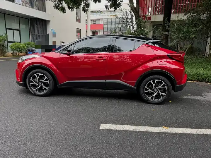 Toyota C- HR 2020 2.0L Cool More Leading Edition 7