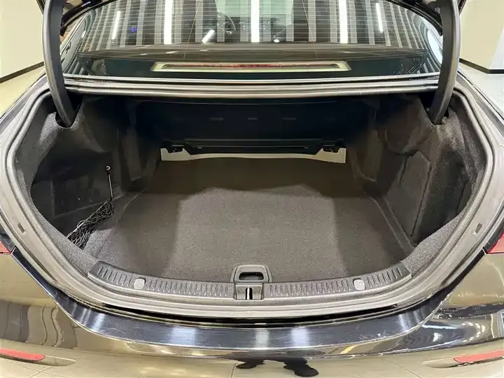Mercedes Benz E-Class 2022 to E 300 L Fashion 12