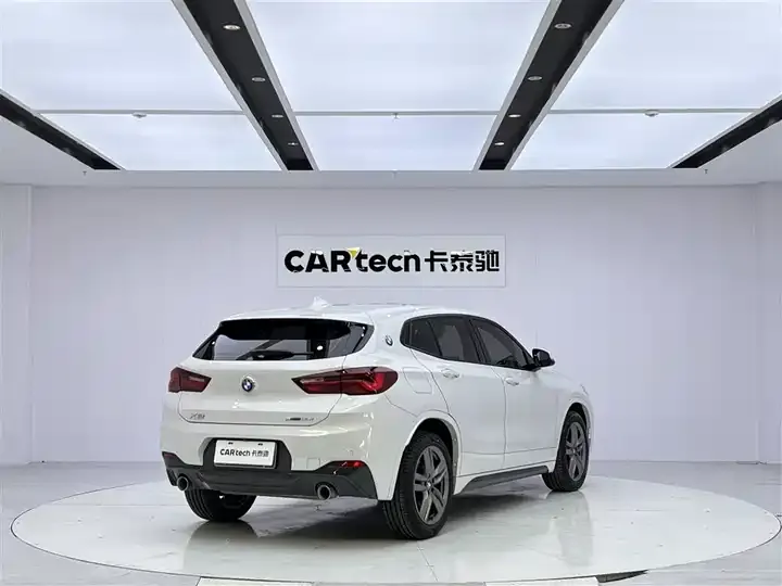 BMW X2 2020 sDrive25i leading M sports suit 5