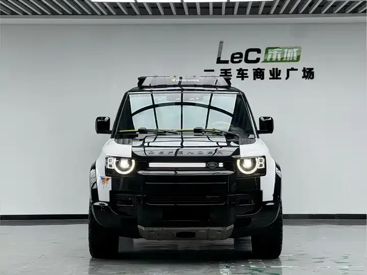 Land Rover Guard 2022 110 P400 X-DYNAMIC HSE 2