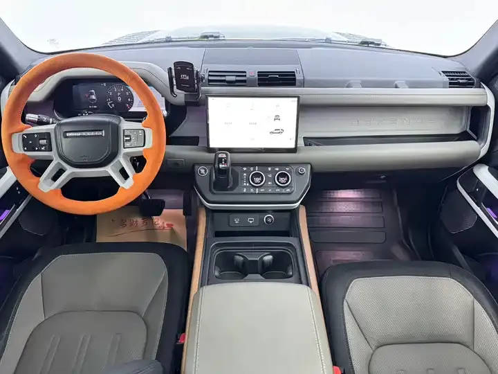 Land Rover Guard 2022 110 P400 X-DYNAMIC HSE 8