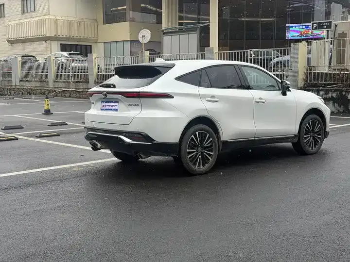 Wei Sa 2022 2.0L CVT Two-Drive Premium Edition 5