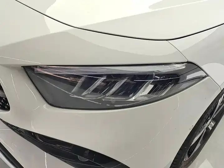 Mercedes Benz Class A 2023 A 200 L Fashion 5