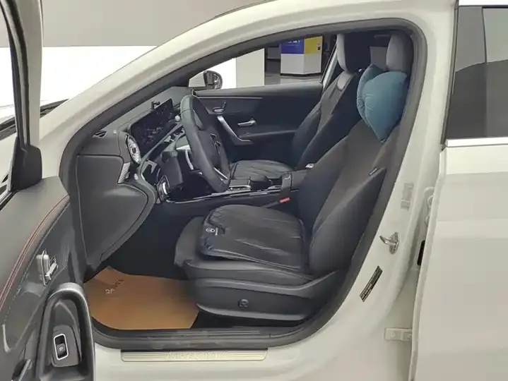 Mercedes Benz Class A 2023 A 200 L Fashion 9
