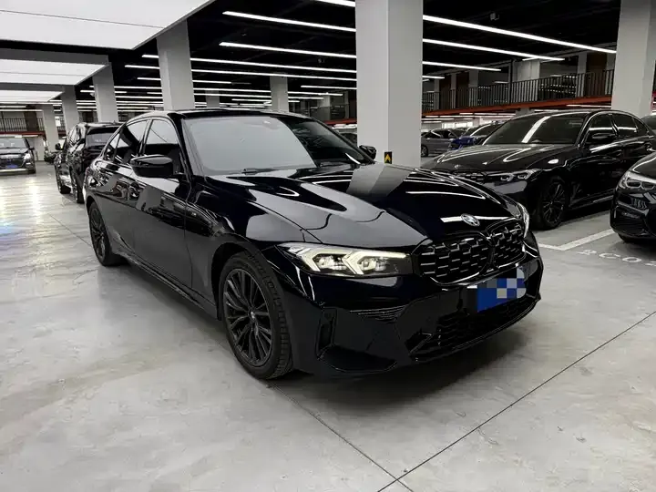 BMW 3 Series 2024 325Li M Sports Night Suit 3
