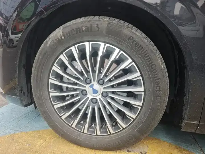 Denza D9 2024 DM-i 1050 Premium 9