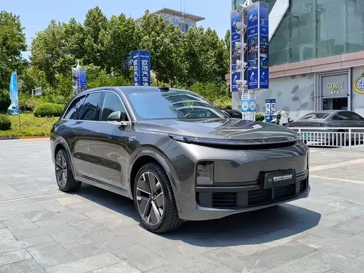 Li L8 2025 Ultra Smart Rejuvenation Edition 3