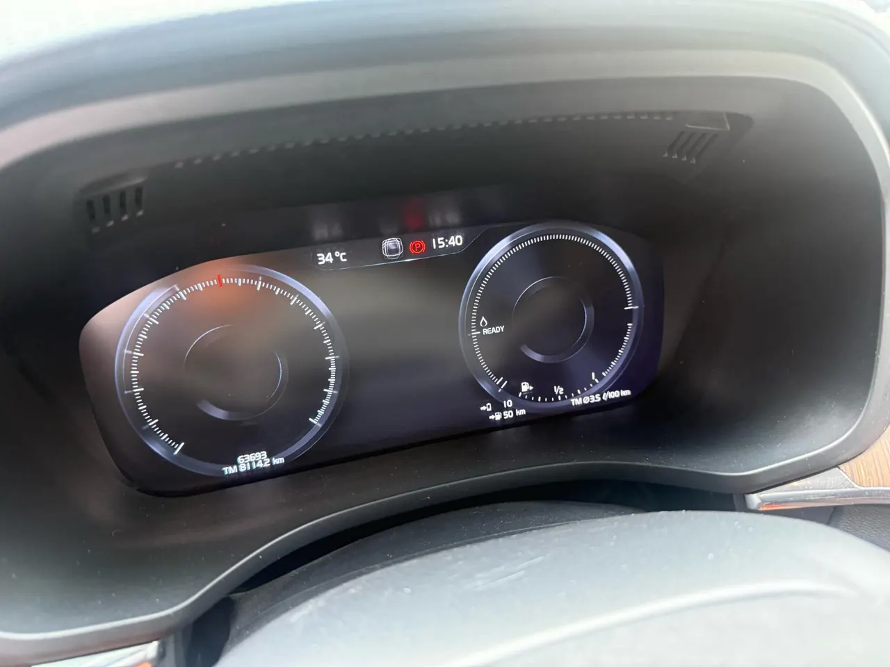 Volvo XC60 New Energy 2021 XC60 PHEV 2.0T T8 Zhiya Deluxe Edition Automatic Gear 10