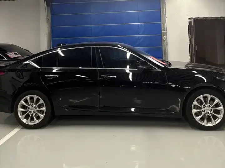 Cadillac CT5 2022 28T Luxury Model 3