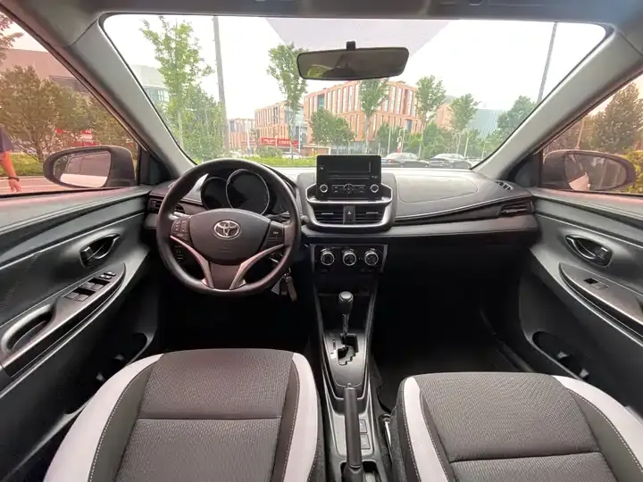 YARiS L Zhixuan 2022 1.5L CVT Leading PLUS Edition 5
