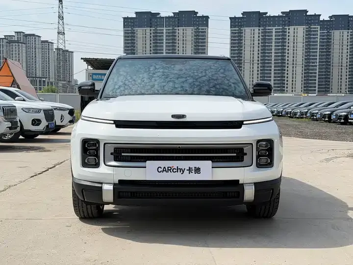 Geely ICON 2023 1.5TD Chocolate Alcoholic Edition 2