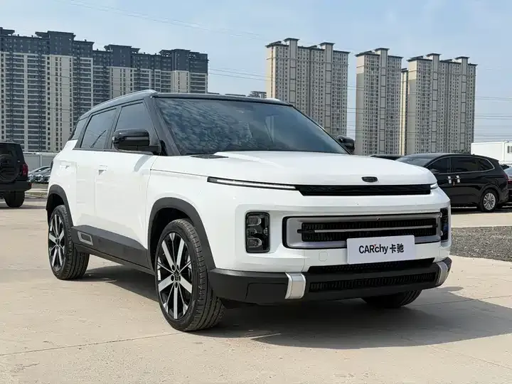 Geely ICON 2023 1.5TD Chocolate Alcoholic Edition 3