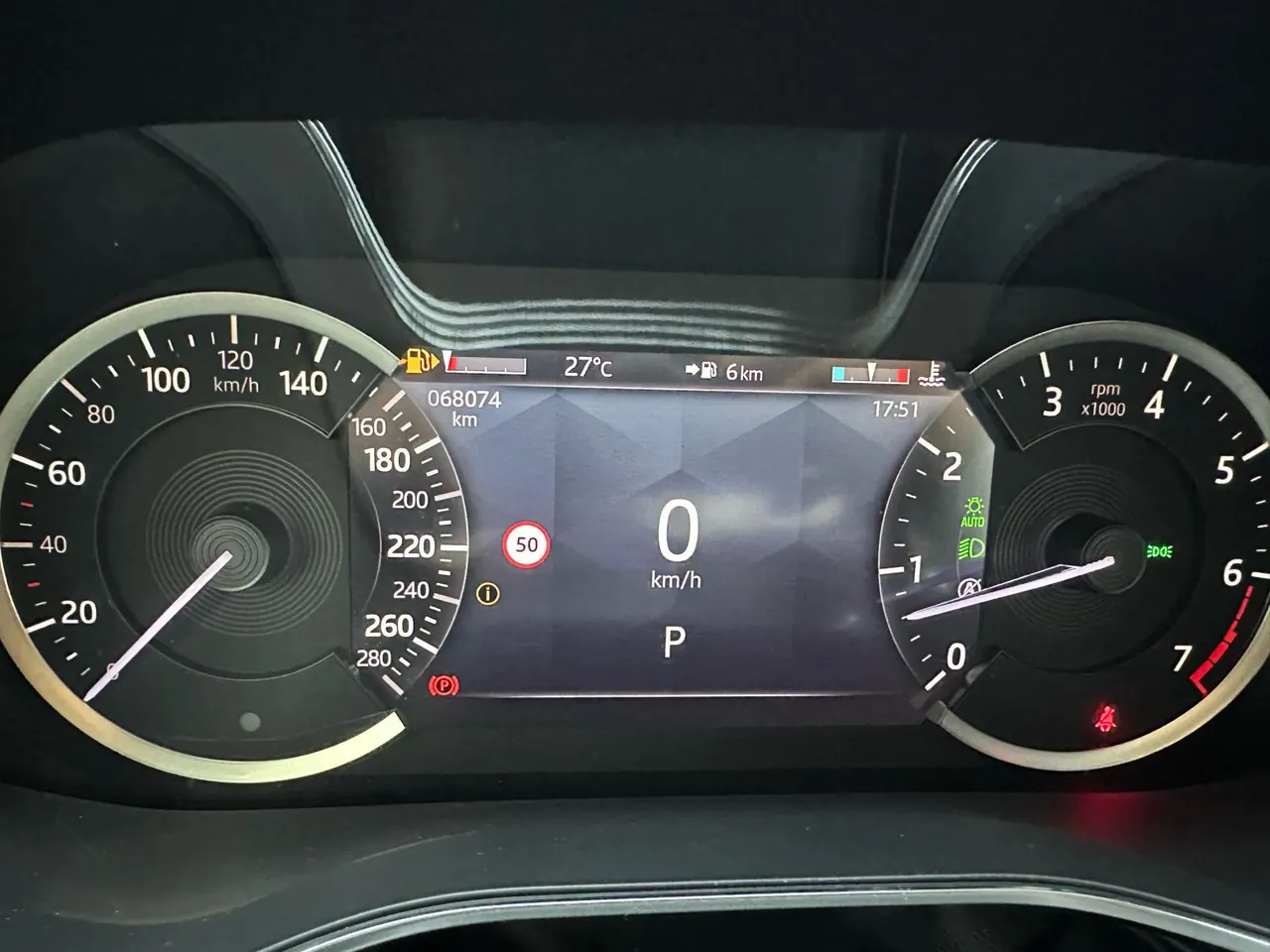 Jaguar F-PACE (Imported) 2022 F-PACE 2.0T P250 R-Dynamic BLACK Automatic Gear 20