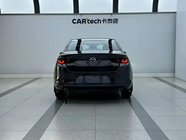 Mazda 3 Onksera 2021 2.0L Automatic Quality Glamour Edition 3
