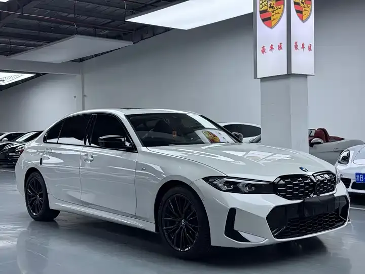BMW 3 Series 2024 325Li M Sports Night Suit 3
