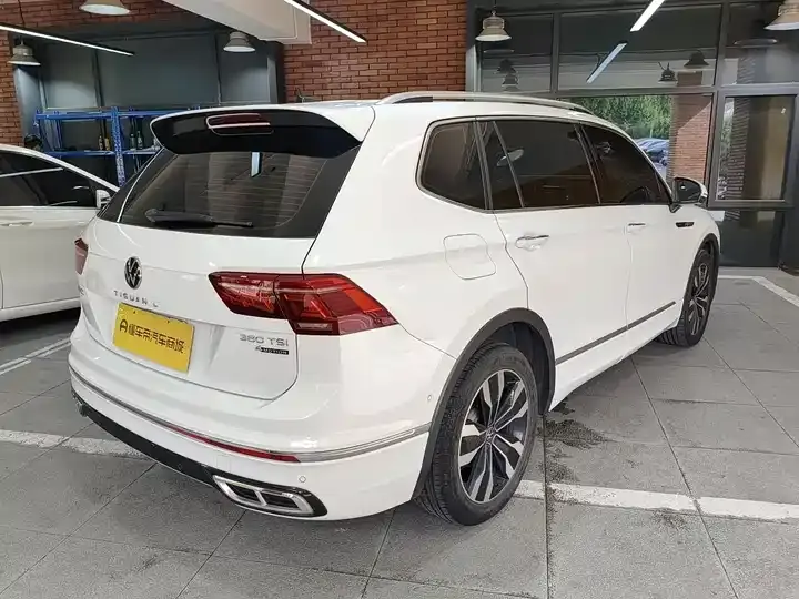Tiguan L 2023 380TSI automatic four-wheel drive R-Line Yuexiang Edition 7 seats 4