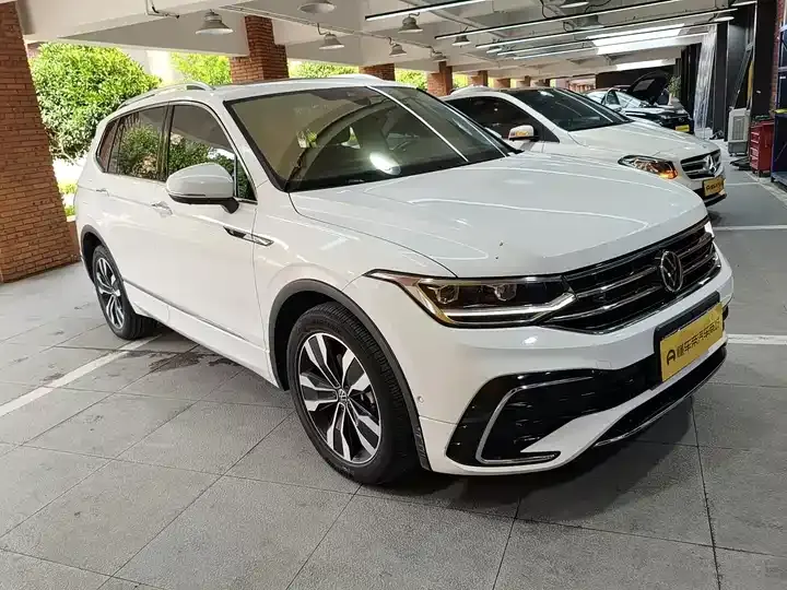 Tiguan L 2023 380TSI automatic four-wheel drive R-Line Yuexiang Edition 7 seats 6