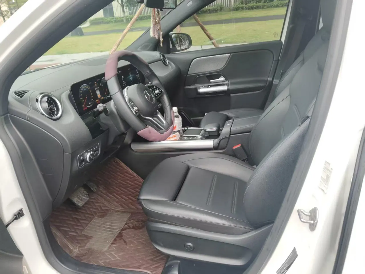Mercedes Benz 2020 GLA 180 1.3T automatic gear 4