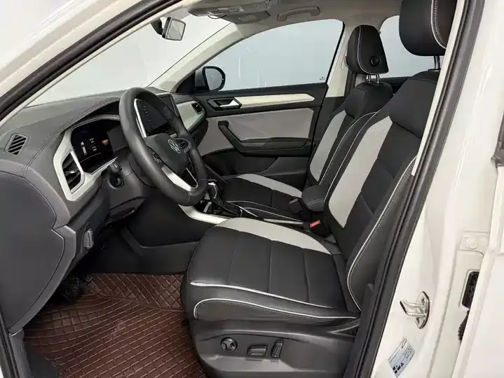 T-ROC 2023 280TSI DSG Front-Wheel-Drive Time Edition 12