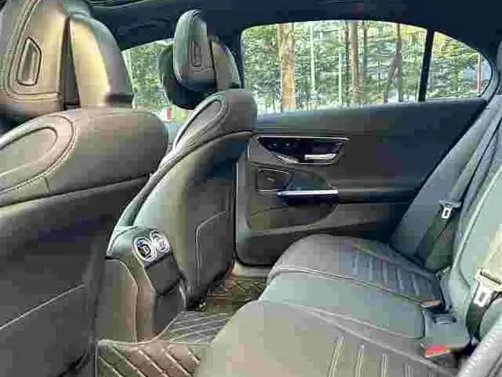 Mercedes Benz Class C 2023 C 260 L Sports Edition 7